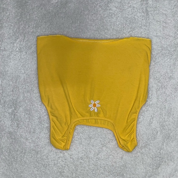 Top - Picture 2 of 2